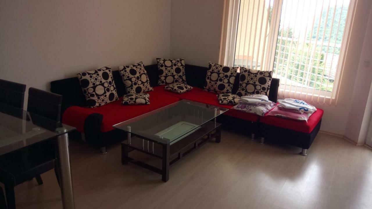 Marina Residence Complex 卡瓦尔纳 外观 照片